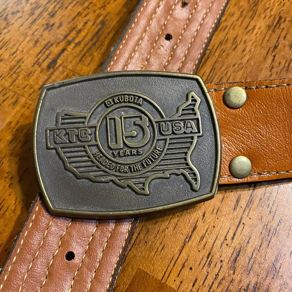 Kabota tractor‎ 15th anniversary buckle and leather bonded belt Size 46. Vintage